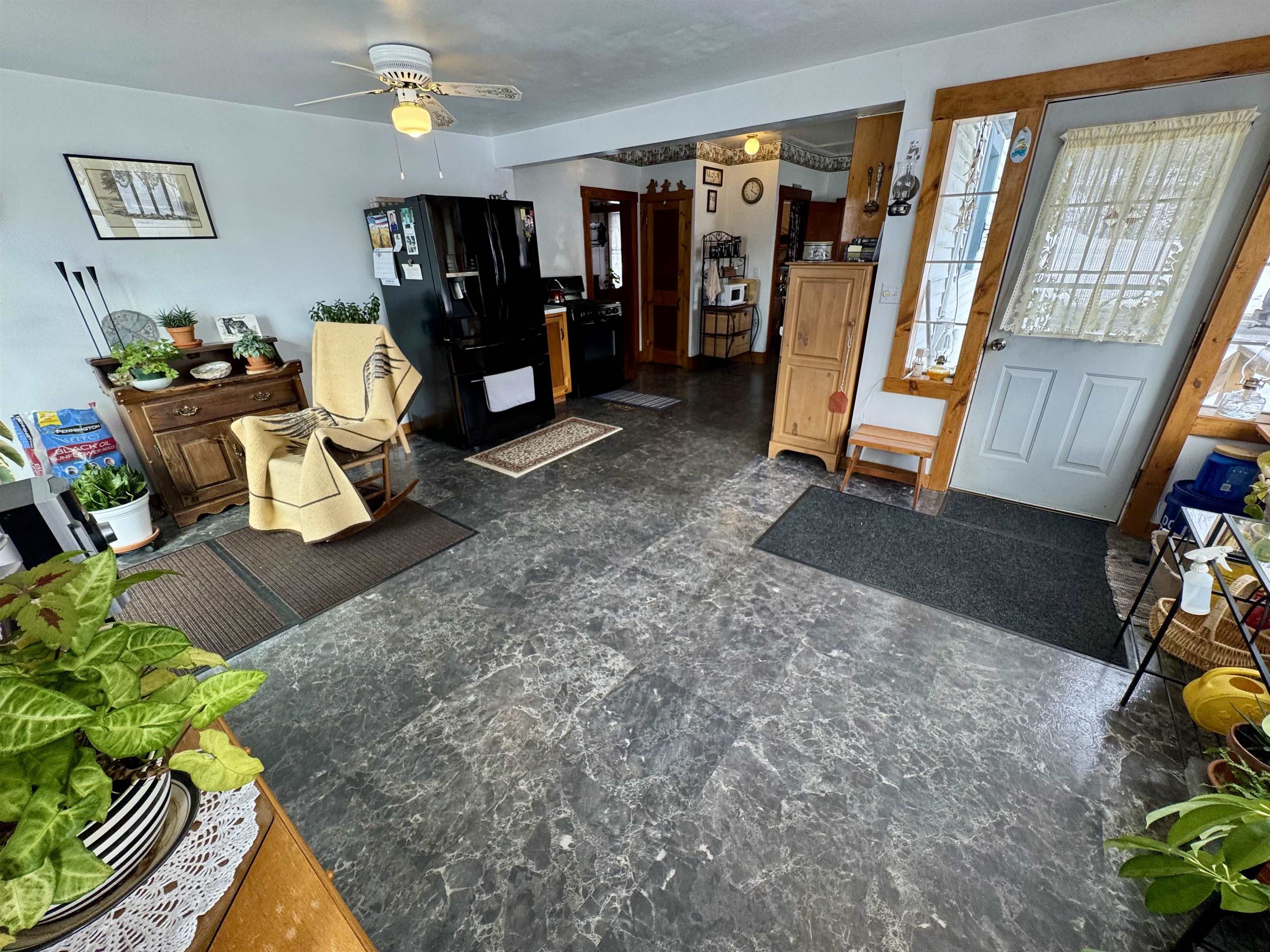 179 Railroad Street