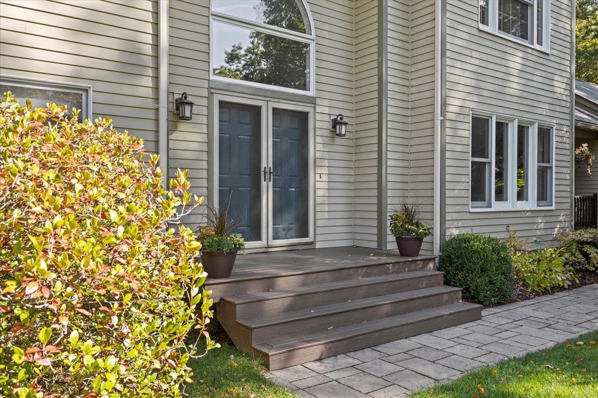 362 Hidden Oaks Drive