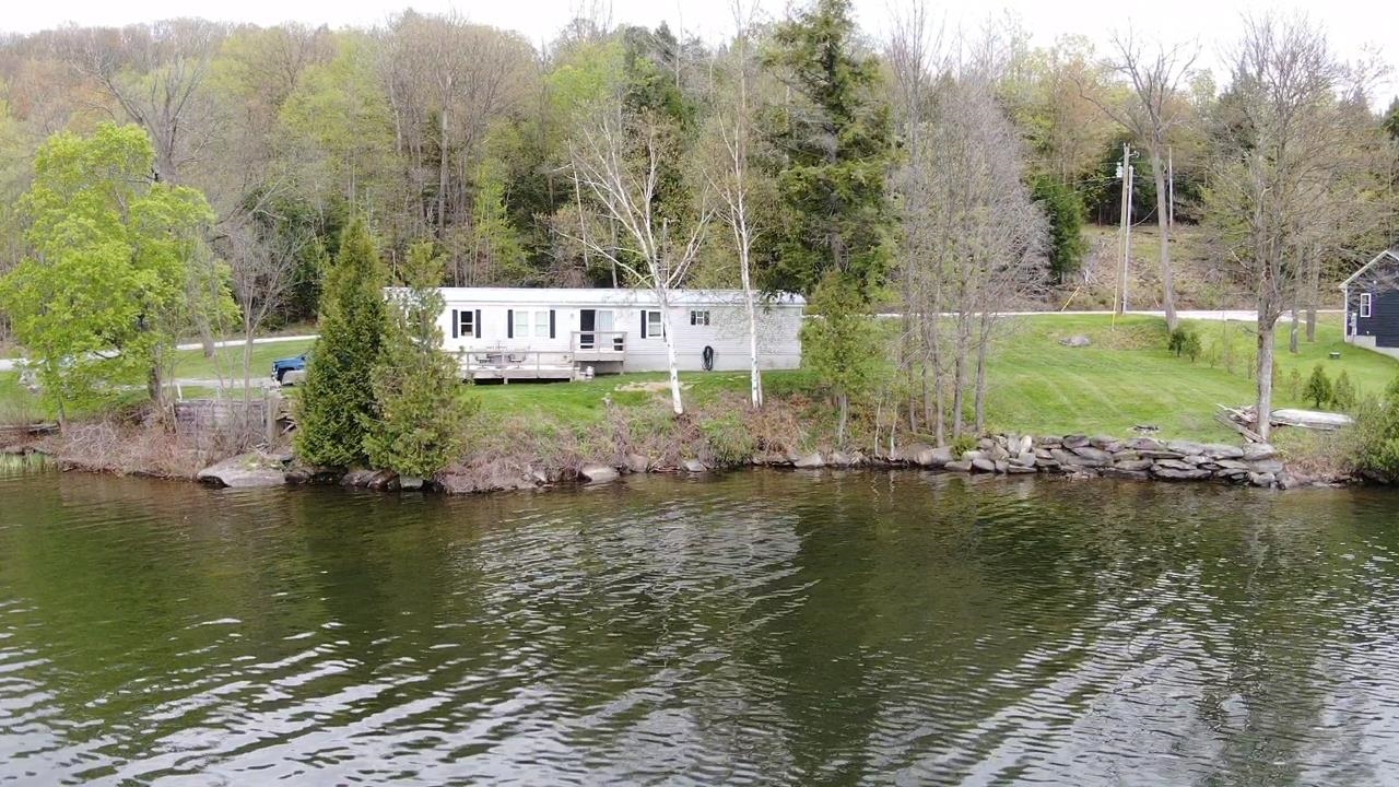 2313 Pond Road