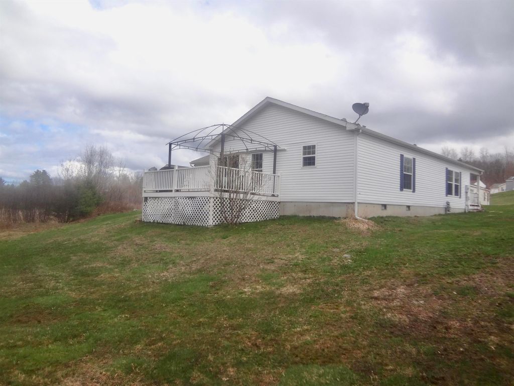 Photo of 10 Eagle Nest Drive, Franklin, NH 03235 (MLS # 5079448)