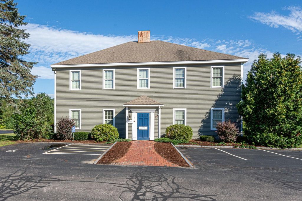 Photo of 41 Liberty Hill Road #BLDG 5, Henniker, NH 03242 (MLS # 5074442)