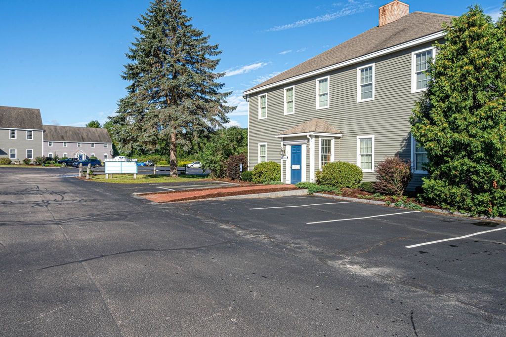 Photo of 41 Liberty Hill Road #BLDG 5, Henniker, NH 03242 (MLS # 5074442)