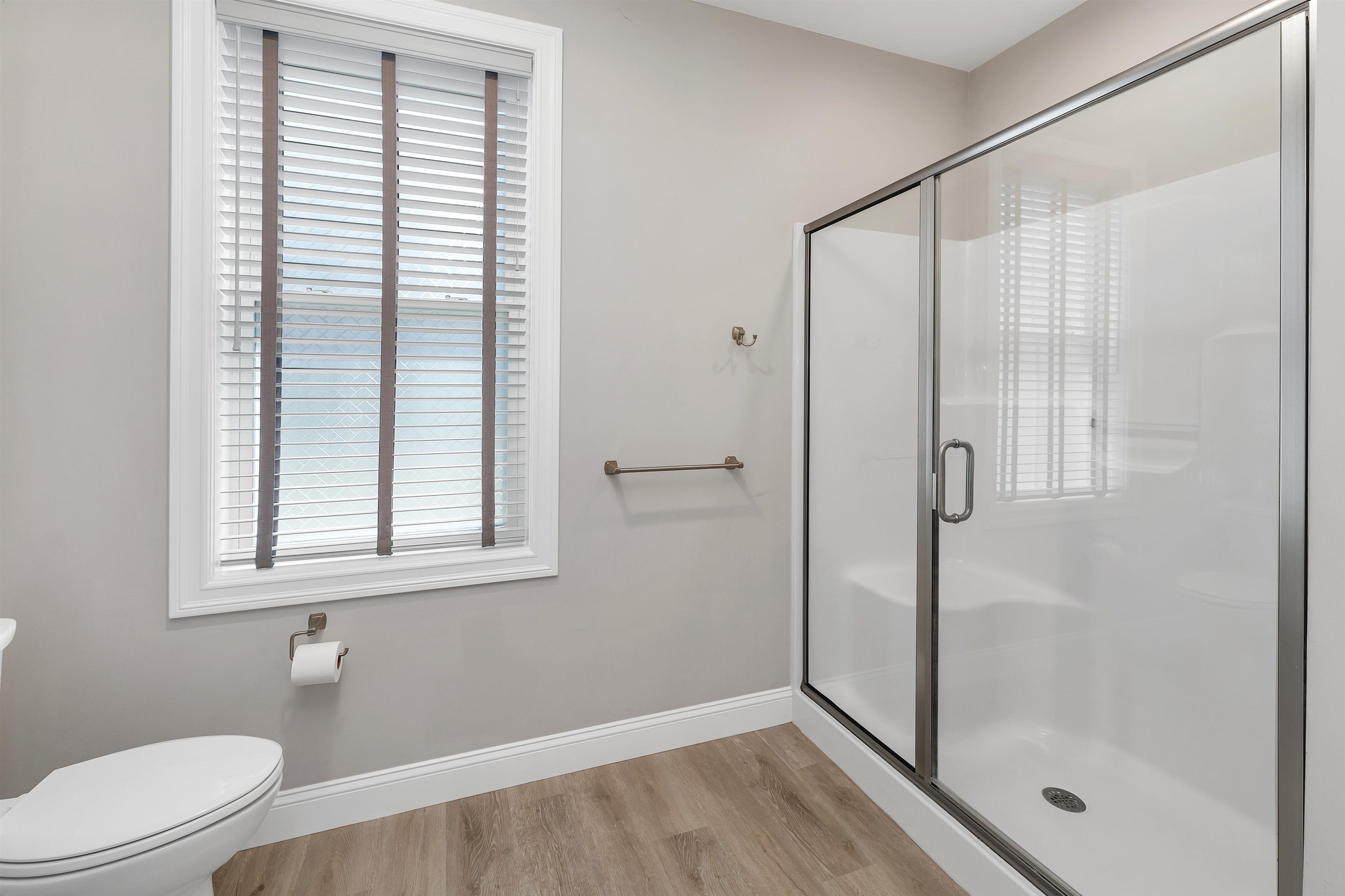 Nashua, New Hampshire 03062, United States, 2 Bedrooms Bedrooms, ,2 BathroomsBathrooms,Residential,Active,113606