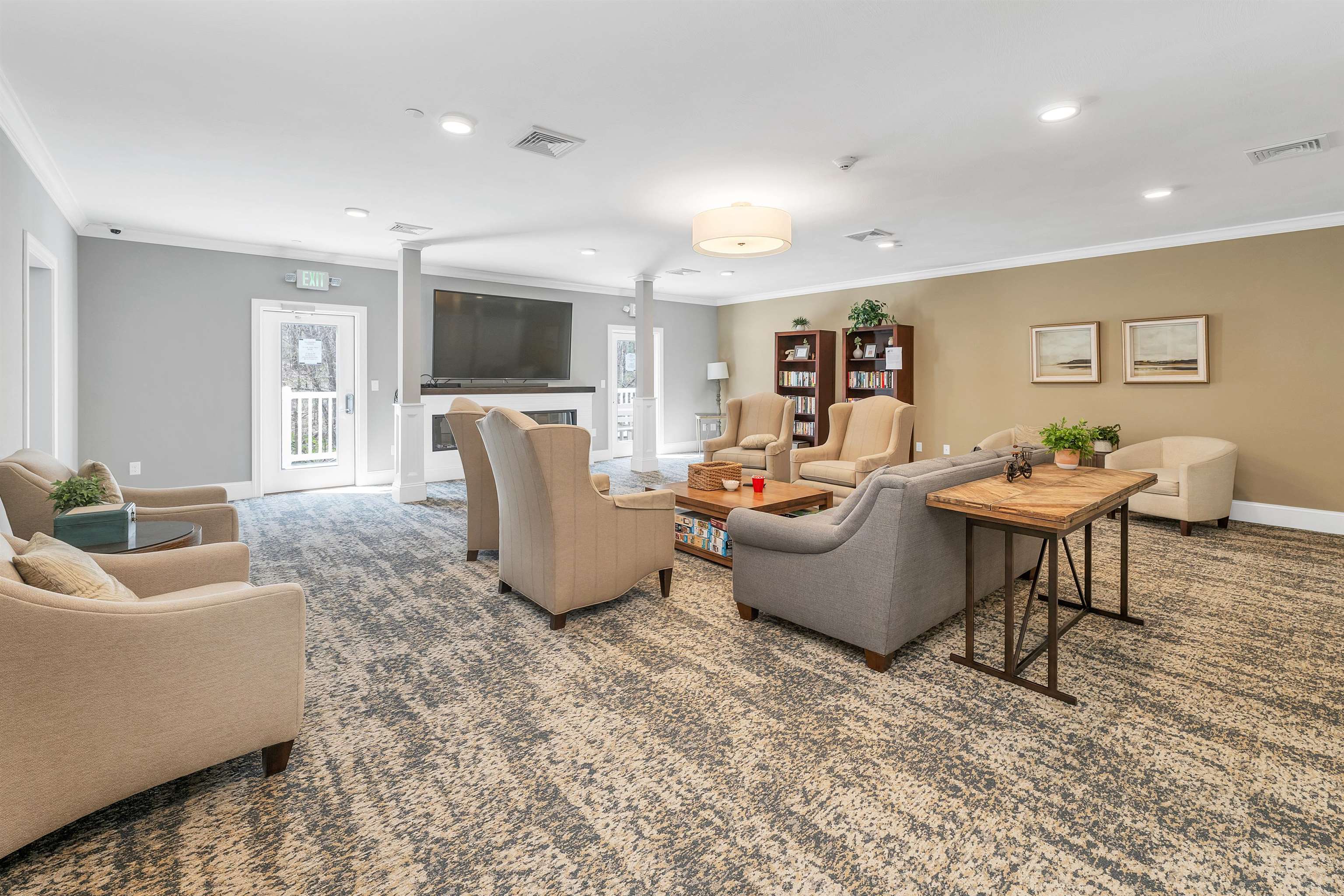 Nashua, New Hampshire 03062, United States, 2 Bedrooms Bedrooms, ,2 BathroomsBathrooms,Residential,Active,113606