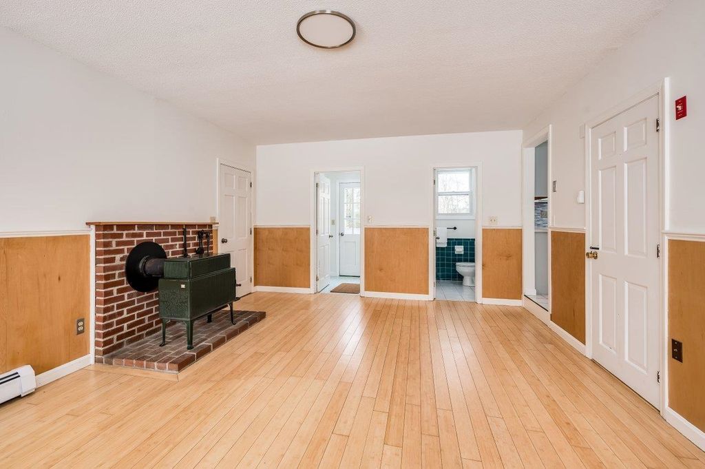 Photo of 4 Ffrost Drive, Durham, NH 03824 (MLS # 5079107)