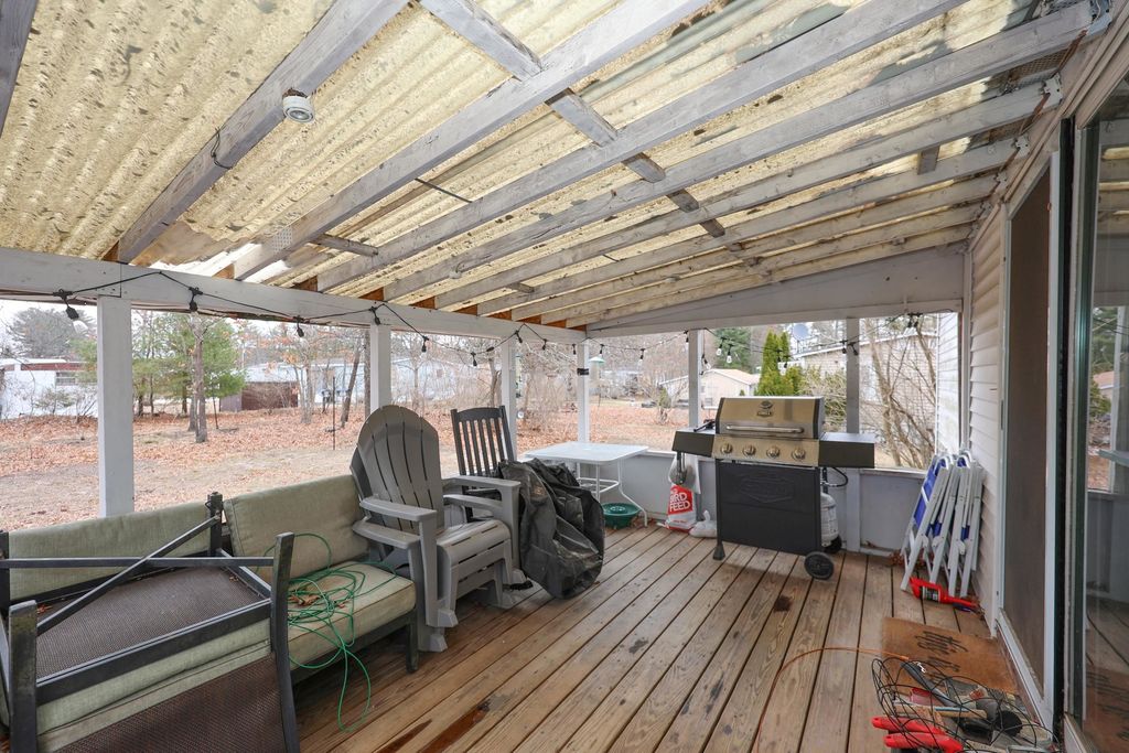 Photo of 4 Briarwood Drive, Merrimack, NH 03054 (MLS # 5081003)