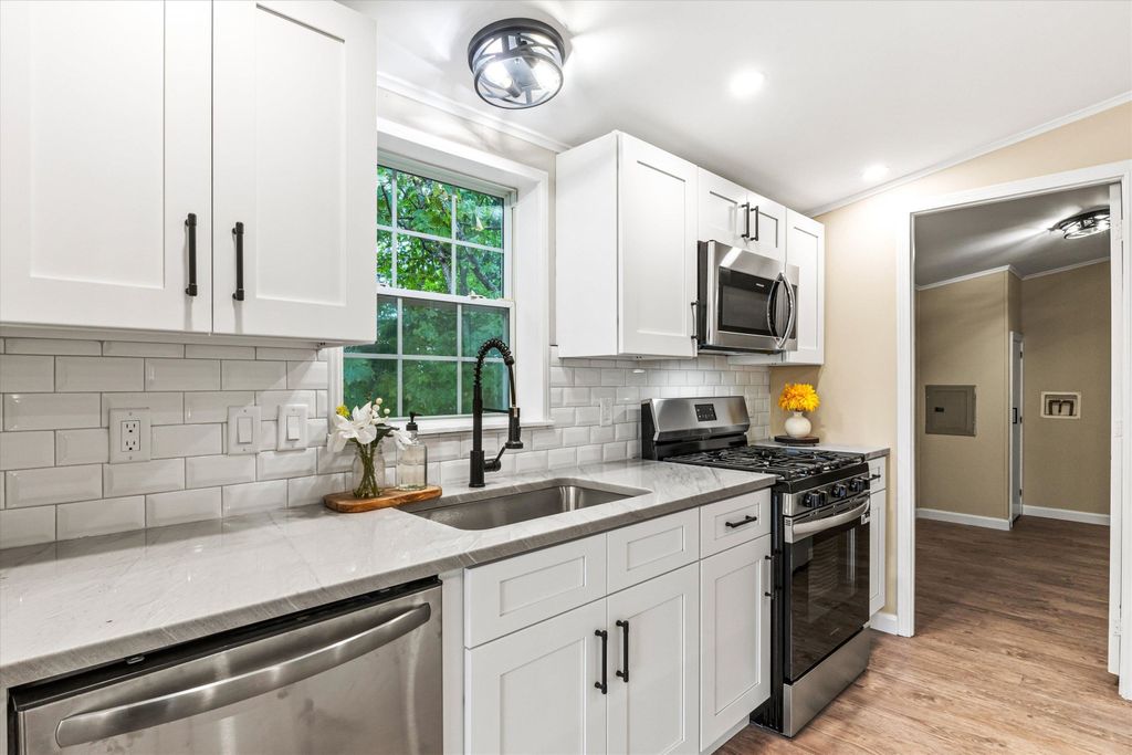 Photo of 328 Darby Drive, Laconia, NH 03246 (MLS # 5063151)