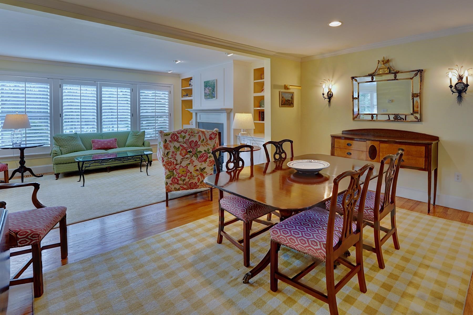 579 Sagamore Avenue 99