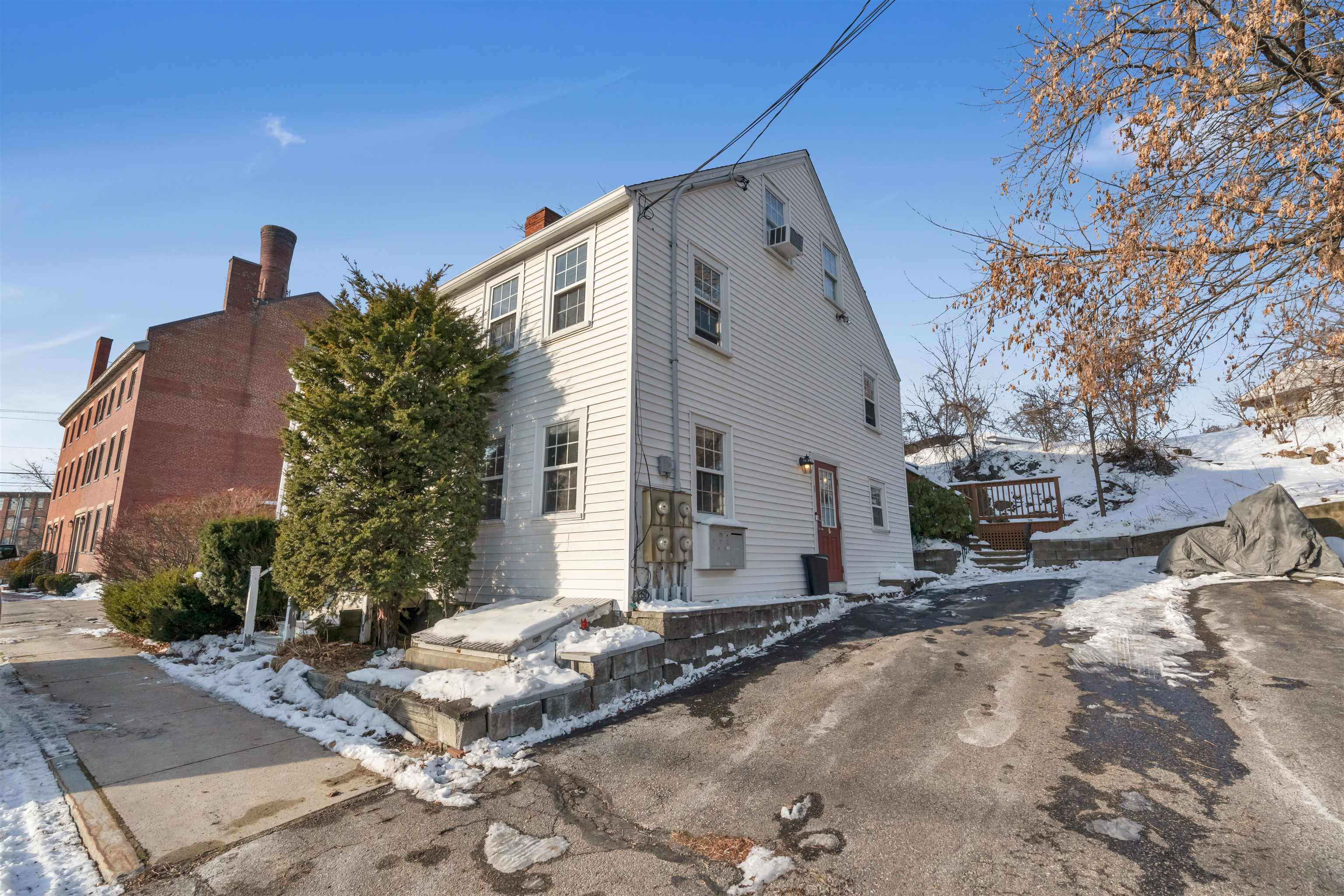 12 Portland Avenue 1