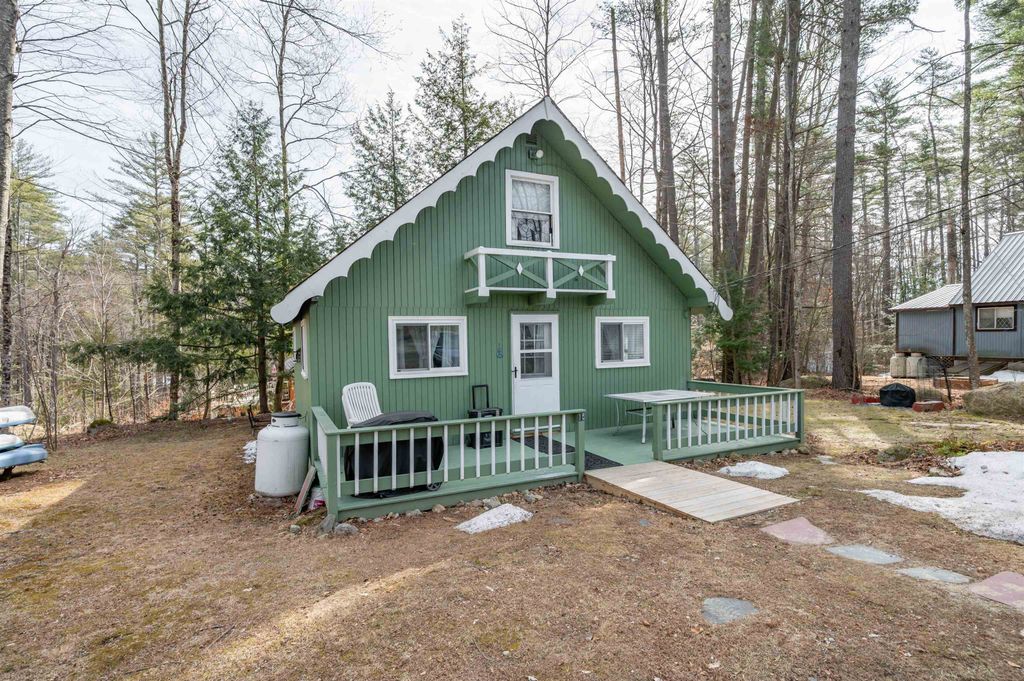 Photo of 15 Autumn Road, Hillsborough, NH 03244 (MLS # 5082863)