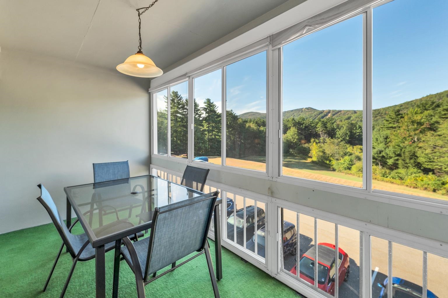 Gilford, New Hampshire 03249, United States, 2 Bedrooms Bedrooms, ,2 BathroomsBathrooms,Residential,Active,207316