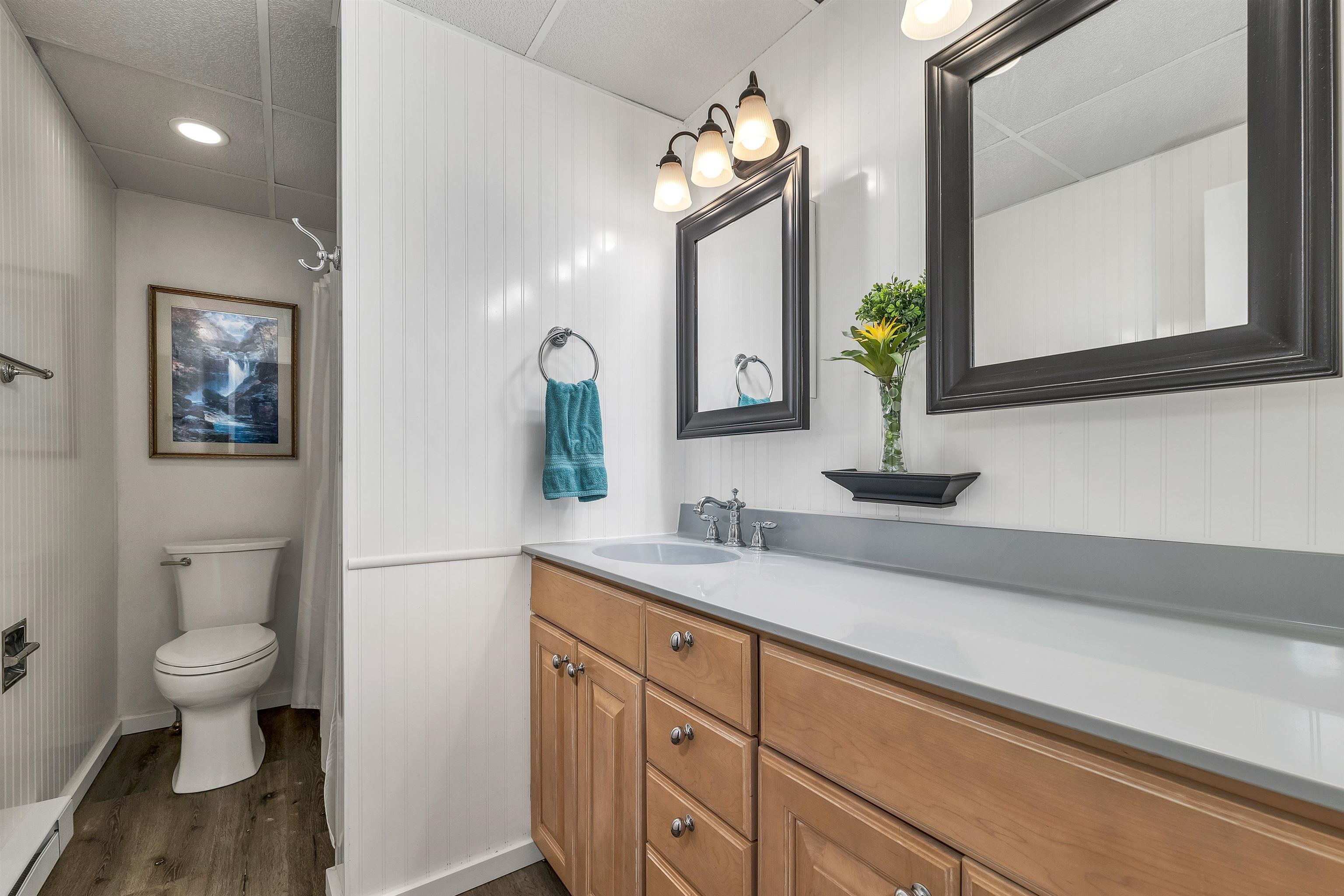 Gilford, New Hampshire 03249, United States, 2 Bedrooms Bedrooms, ,2 BathroomsBathrooms,Residential,Active,207316