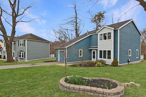 Photo of 3 Jessica Drive, Nashua, NH 03060 (MLS # 5083736)