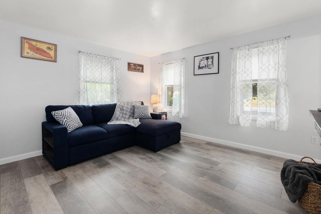 Photo of 43 Donna Drive, Pembroke, NH 03275 (MLS # 5062571)
