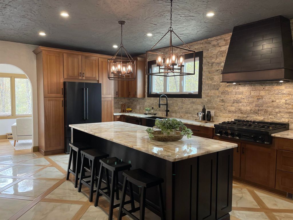 Photo of 4 Washington Drive, Amherst, NH 03031 (MLS # 5087466)