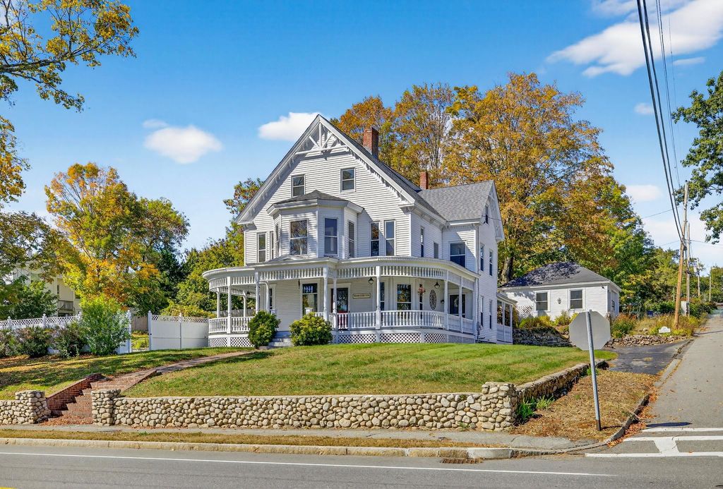 Photo of 84 East Broadway Street, Derry, NH 03038 (MLS # 5064160)