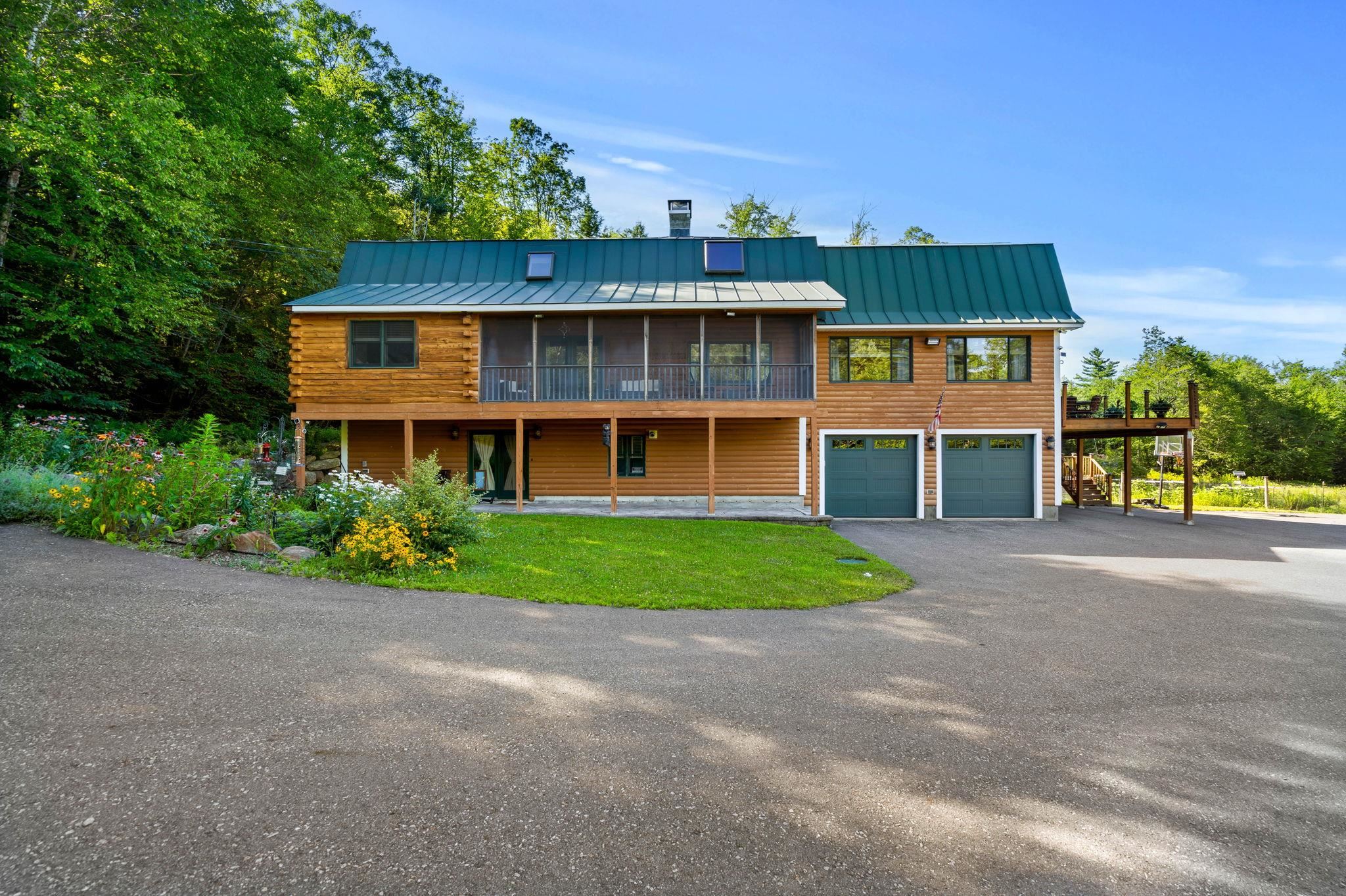 746 River Road