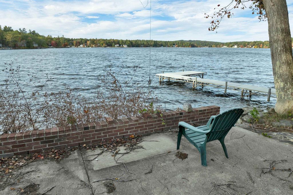 Photo of 21 Lake Shore Road, Windham, NH 03087 (MLS # 5066228)