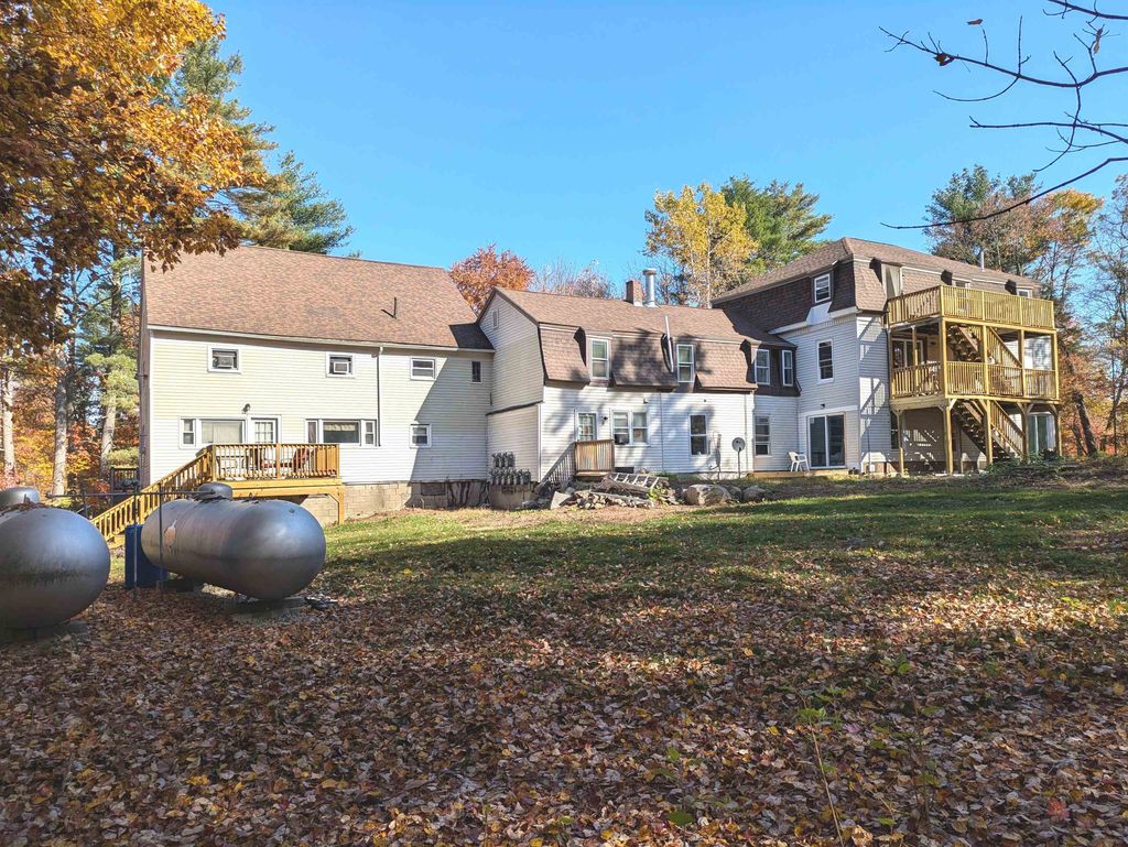 Photo of 3 S Shore Road #6, Salem, NH 03079 (MLS # 5085228)