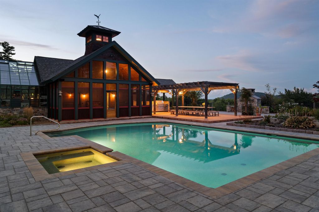 Photo of 827 Davis Hill Road, Conway, NH 03813 (MLS # 5063241)