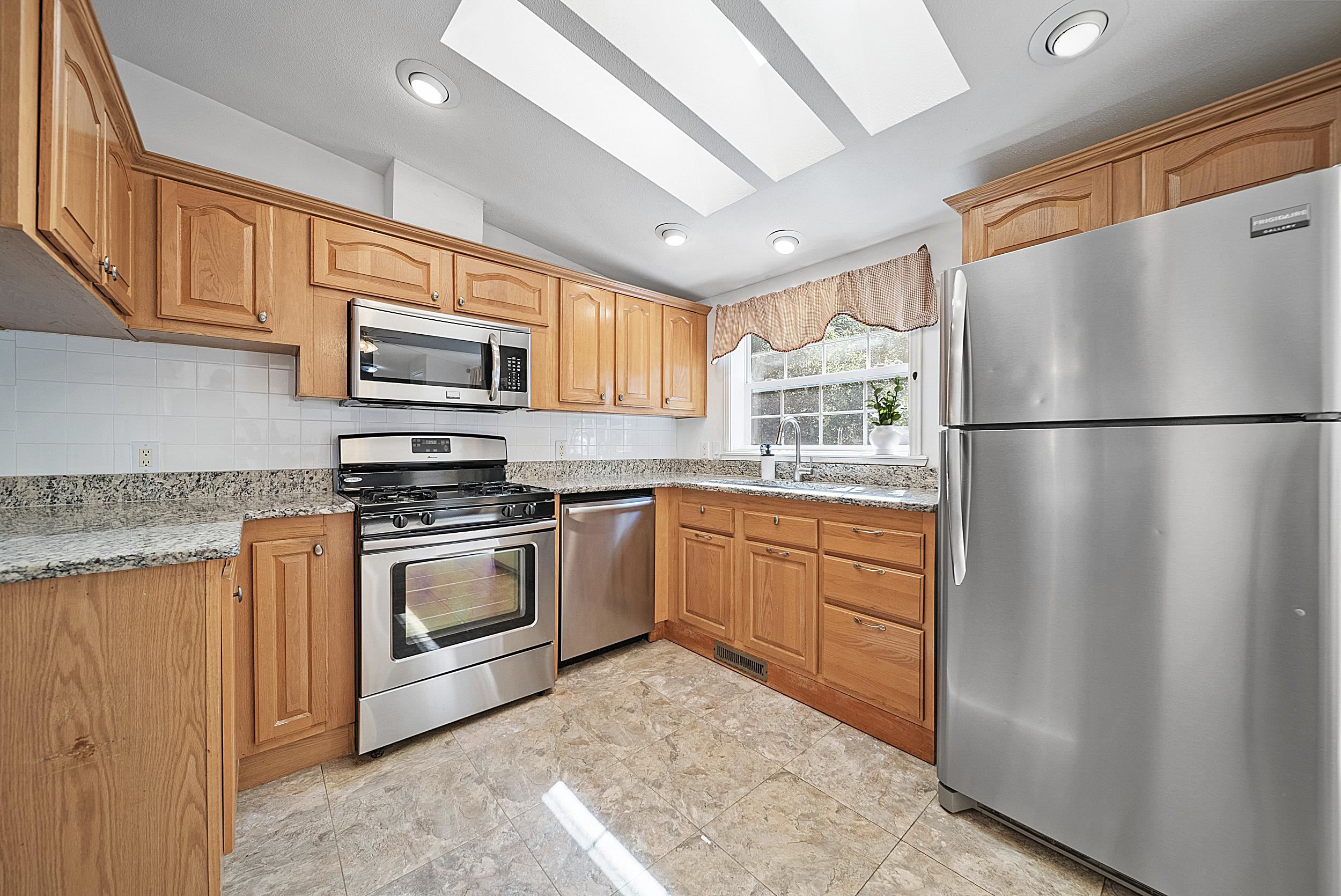 30 Saw Mill Ridge