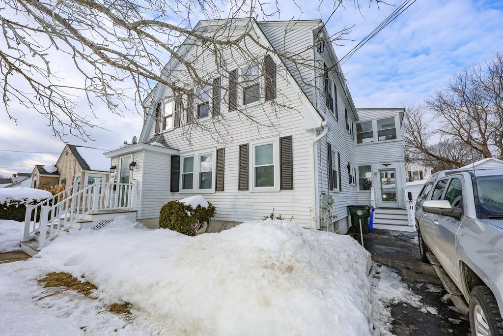 Photo of 154 Manning Street, Manchester, NH 03103 (MLS # 5078047)