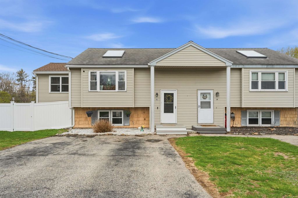Photo of 1 Matthew Drive #L, Derry, NH 03038 (MLS # 5088868)