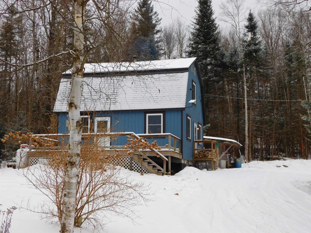 Photo of 22 Hartlen Avenue, Colebrook, NH 03576 (MLS # 5068117)