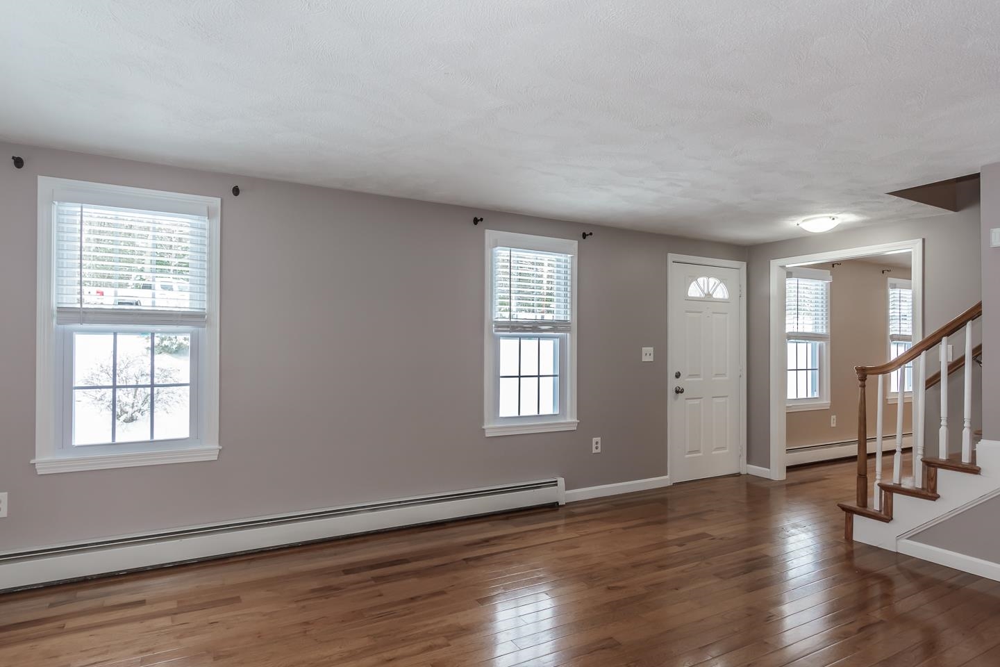 Windham, New Hampshire 03087, United States, 3 Bedrooms Bedrooms, ,2 BathroomsBathrooms,Residential,Active,96081