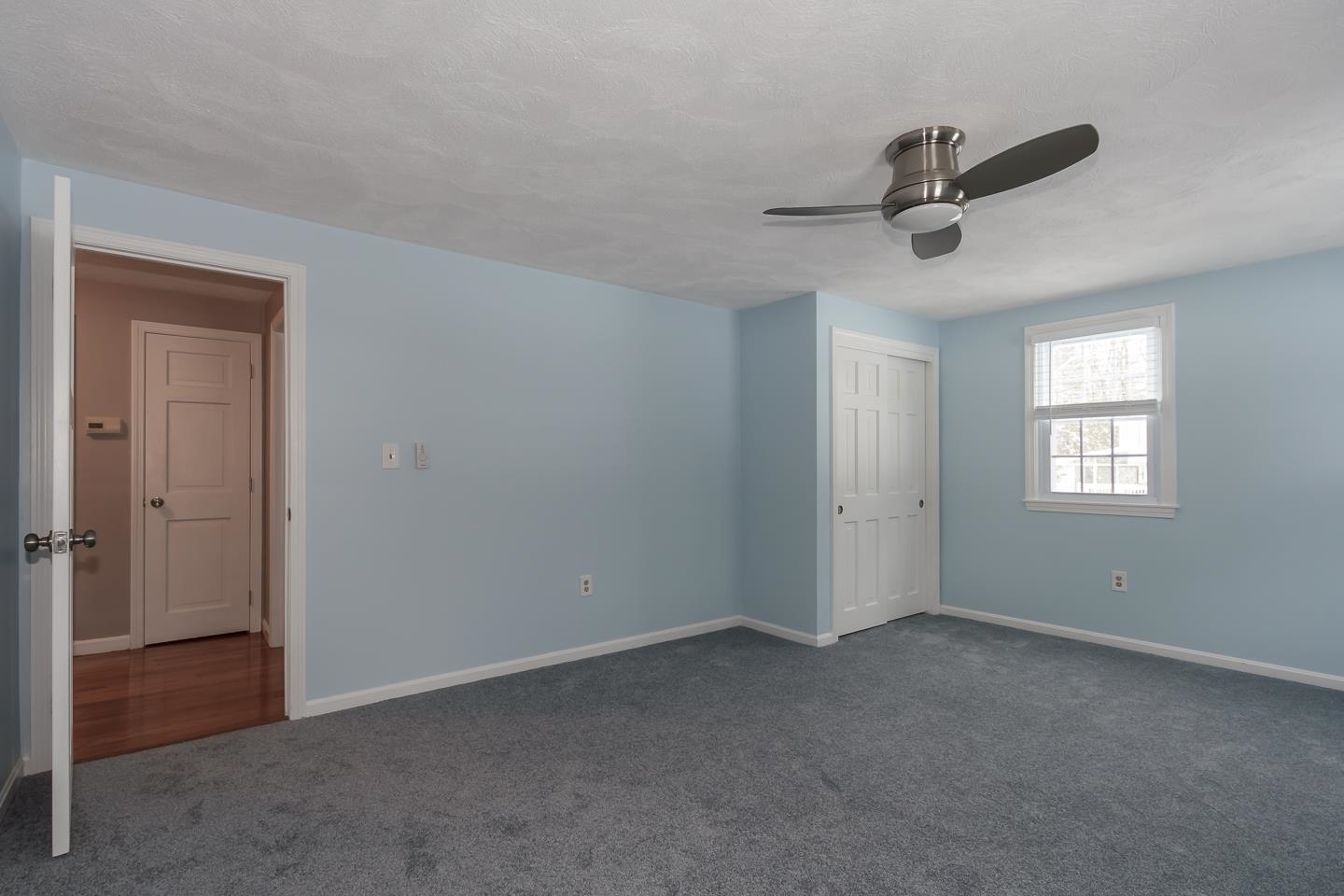 Windham, New Hampshire 03087, United States, 3 Bedrooms Bedrooms, ,2 BathroomsBathrooms,Residential,Active,96081