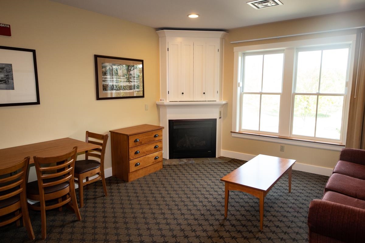 264/266 Qtr. I V  Jackson Gore Inn