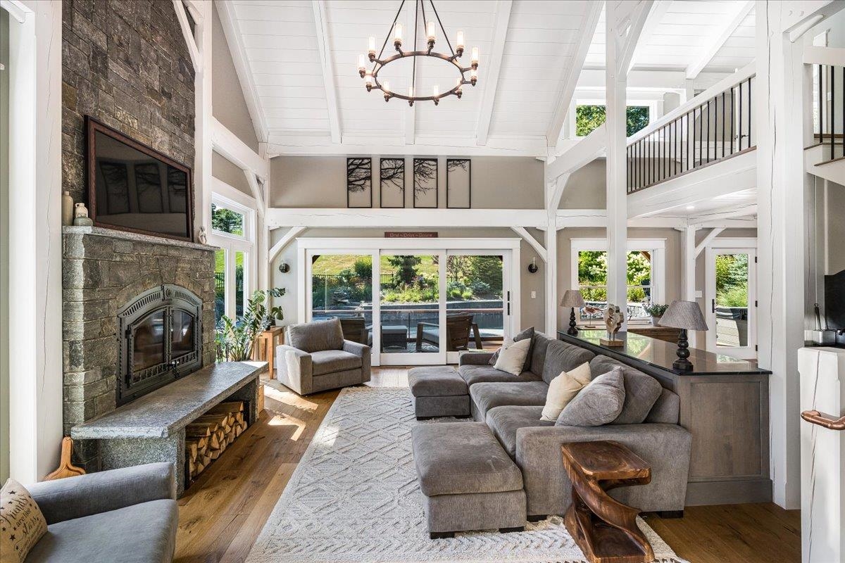 849 River Road