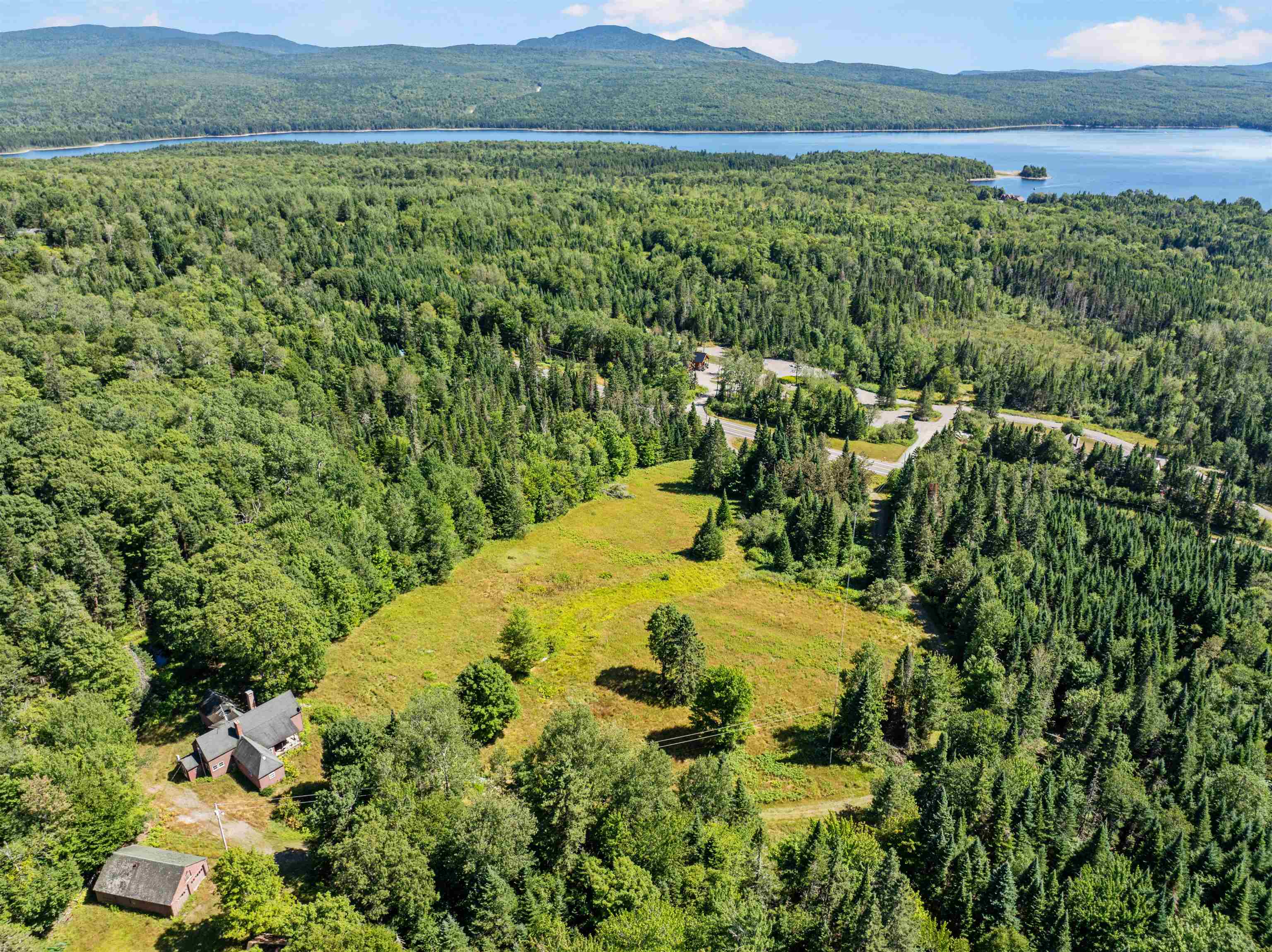 38 Lost Horizon Road