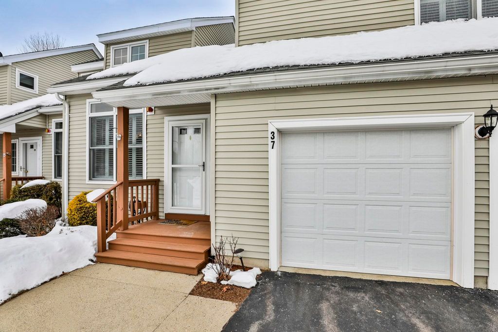 Photo of 37 Coles Way, Atkinson, NH 03811 (MLS # 5078230)