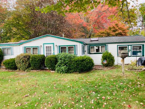 13 Elm Street Epping NH 03042