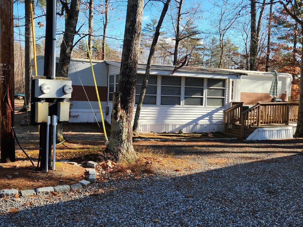 Photo of 345 Heron Point Road, Alton, NH 03809 (MLS # 5086135)