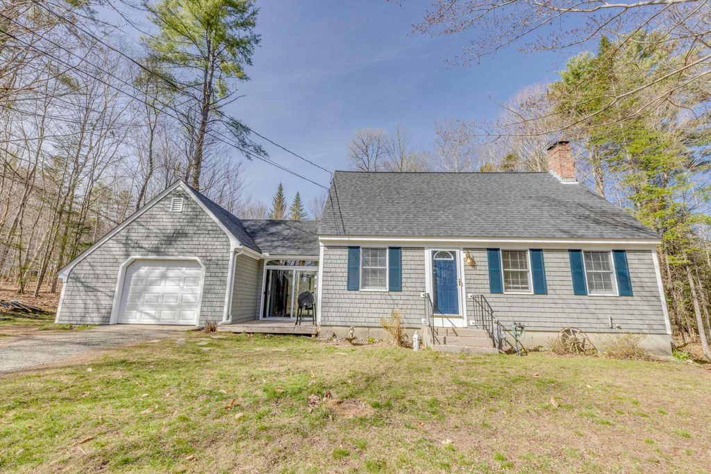 Photo of 13 Pasture Lane, Thornton, NH 03285 (MLS # 5085978)