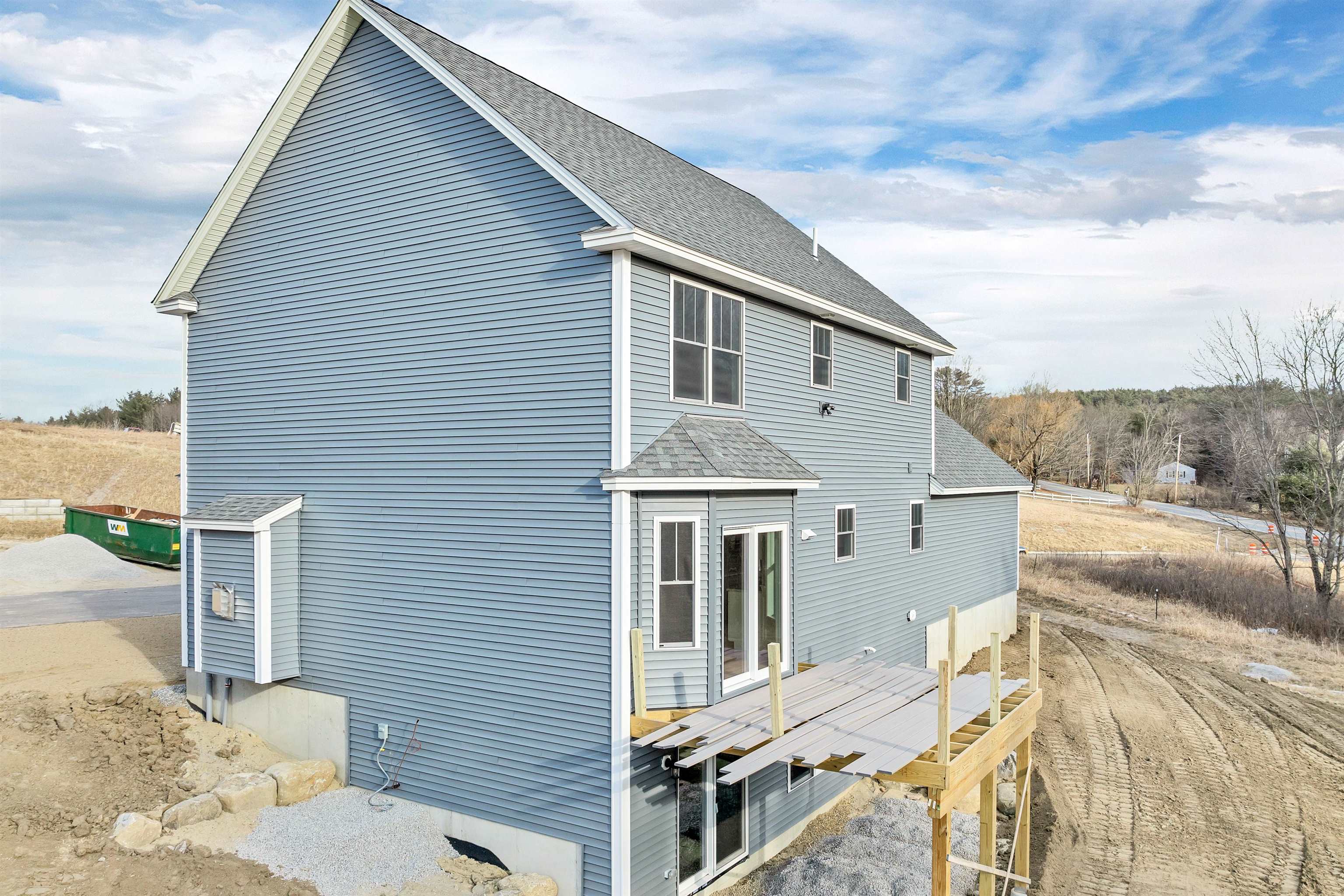 Concord, New Hampshire 03301, United States, 3 Bedrooms Bedrooms, ,3 BathroomsBathrooms,Residential,Pending,20466