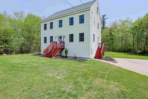 Photo of 19 Cherub Drive, Farmington, NH 03835 (MLS # 5090117)