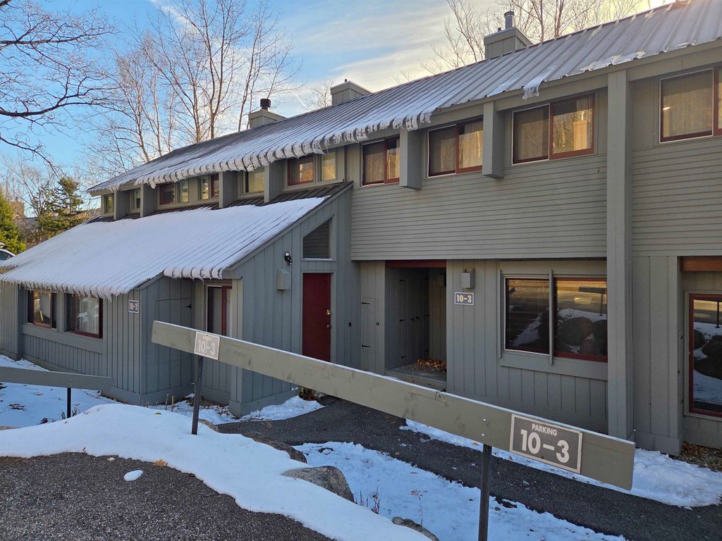 Photo of 10 Potash Road #3, Lincoln, NH 03251 (MLS # 5079109)