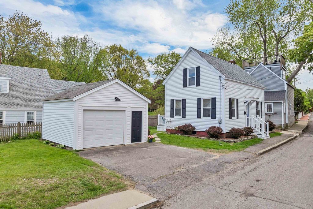 Photo of 3 Madison Street, Newburyport, MA 01950 (MLS # 5086067)