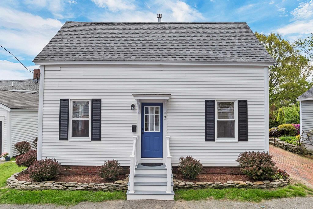 Photo of 3 Madison Street, Newburyport, MA 01950 (MLS # 5086067)