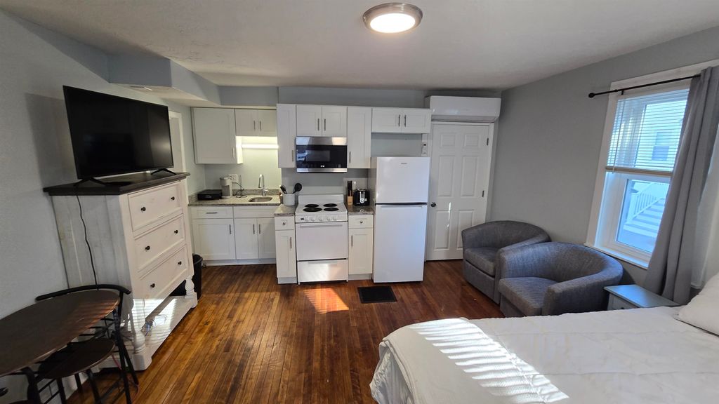 Photo of 579 State Street #Unit 2, Portsmouth, NH 03801 (MLS # 5066559)