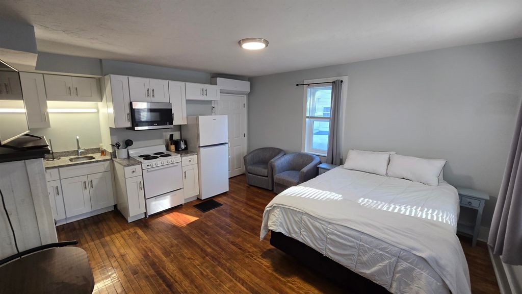 Photo of 579 State Street #Unit 2, Portsmouth, NH 03801 (MLS # 5066559)