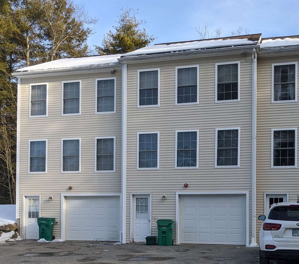 Photo of 24 Dakota Drive #24-2, Fremont, NH 03044 (MLS # 5067695)