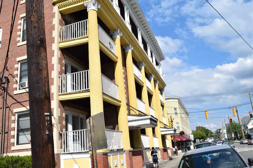 Photo of 610 Union Street #401, Manchester, NH 03103 (MLS # 5084014)