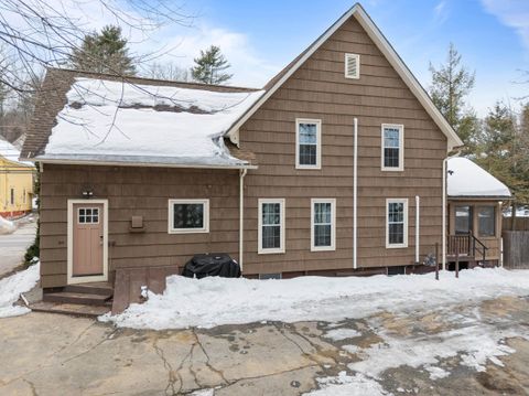Photo of 362 N State Street, Concord, NH 03301 (MLS # 5078938)