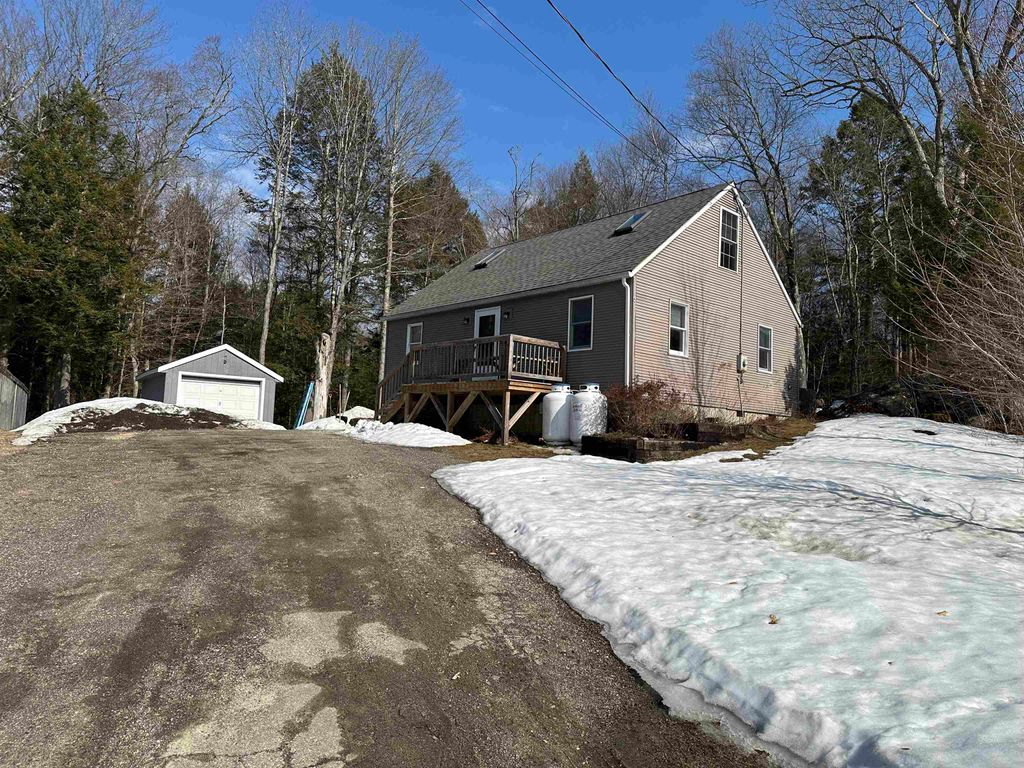 Photo of 6 Mark Street, Jaffrey, NH 03452 (MLS # 5079119)