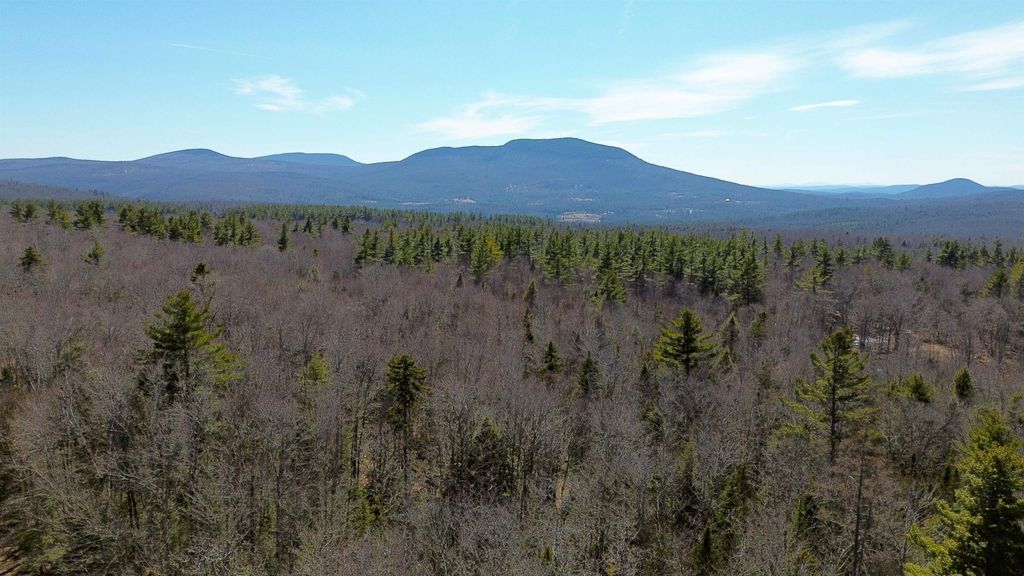 Photo of Cape Moonshine Road, Piermont, NH 03779 (MLS # 5083519)