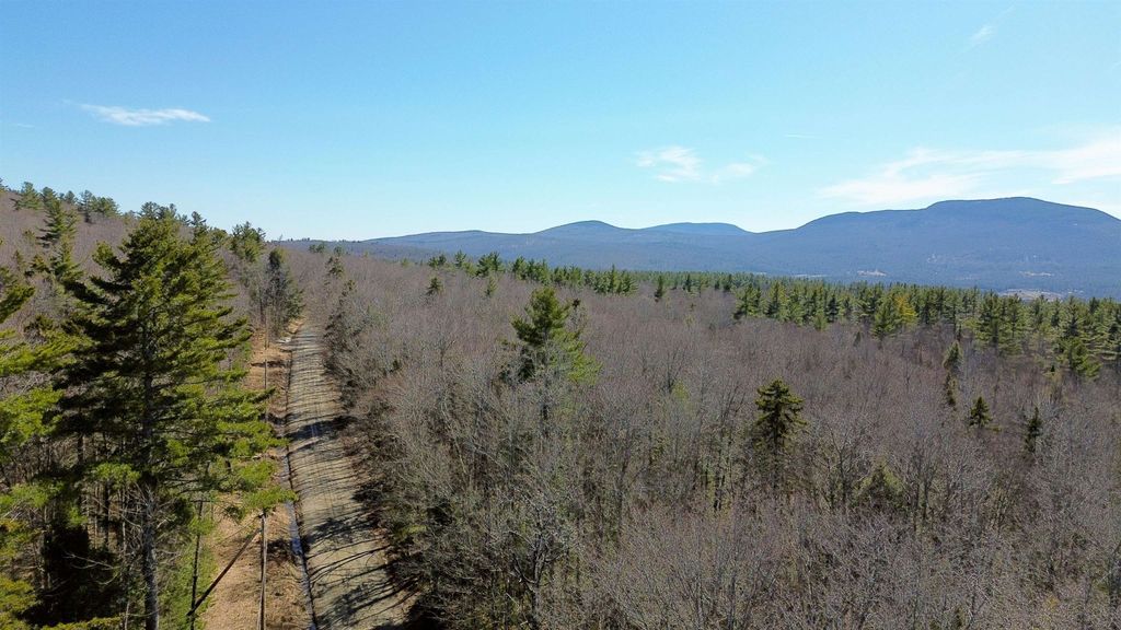 Photo of Cape Moonshine Road, Piermont, NH 03779 (MLS # 5083519)
